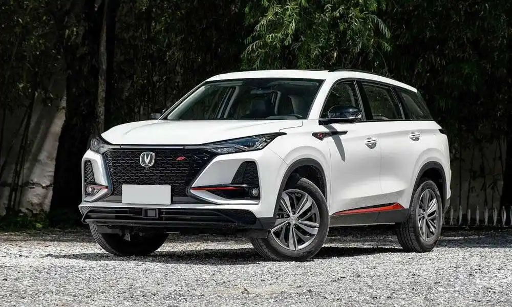 Changan CS75Plus с автосалона по цене от 2 850 000 рублей
