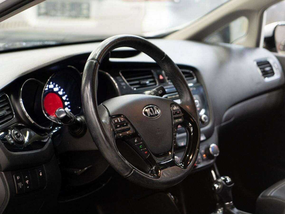 Купить Kia Ceed, 2014, 98 000 км.. Фото: #4