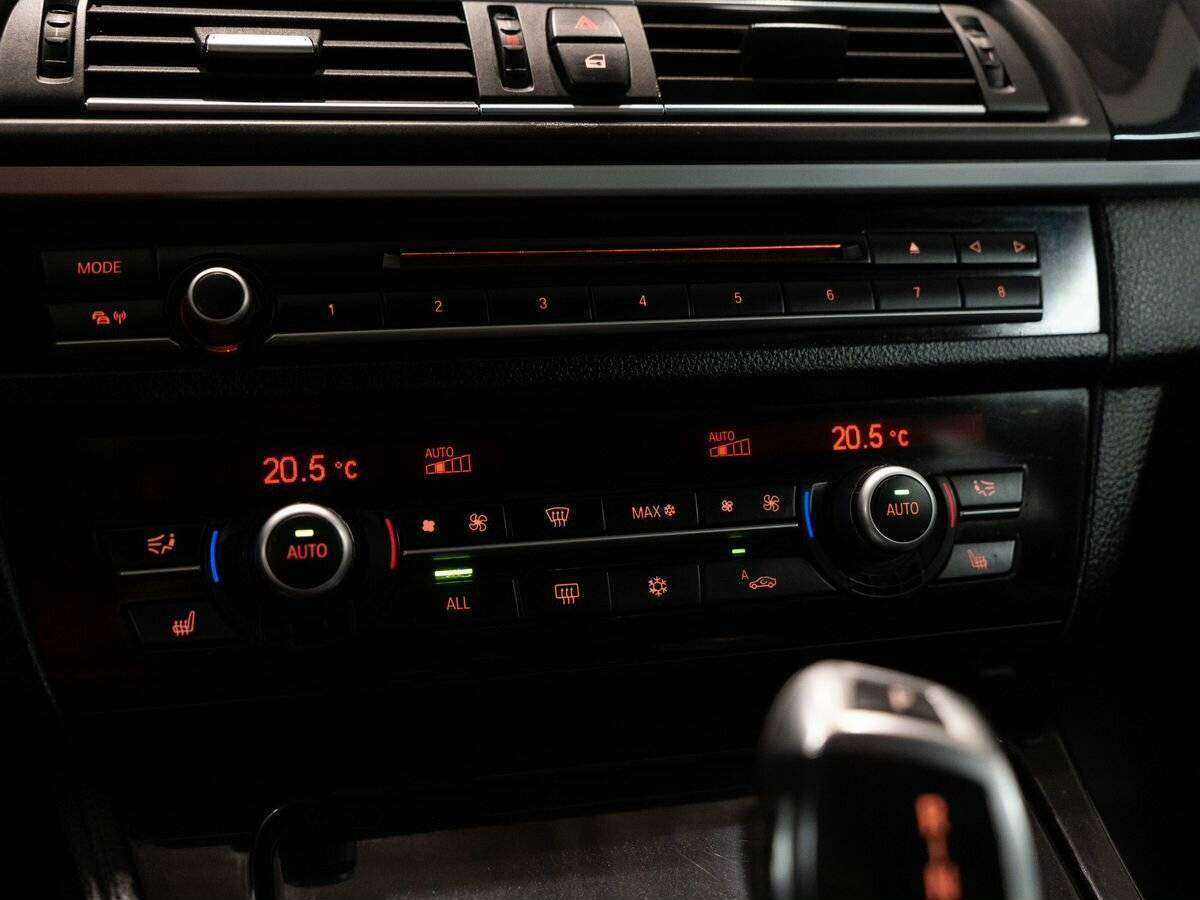 Купить BMW 5 серии, 2012, 221 930 км.. Фото: #14