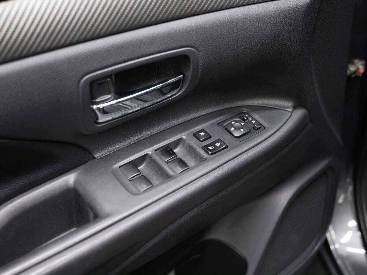 Купить Митсубиши Оутлэндер, 2013, 256 000 км.. Фото: #18