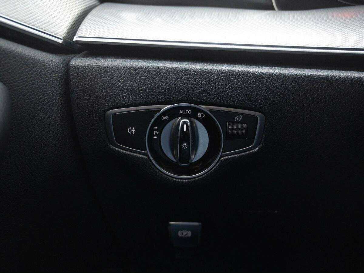 Купить Mercedes-Benz E-Класс, 2017, 136 730 км.. Фото: #20