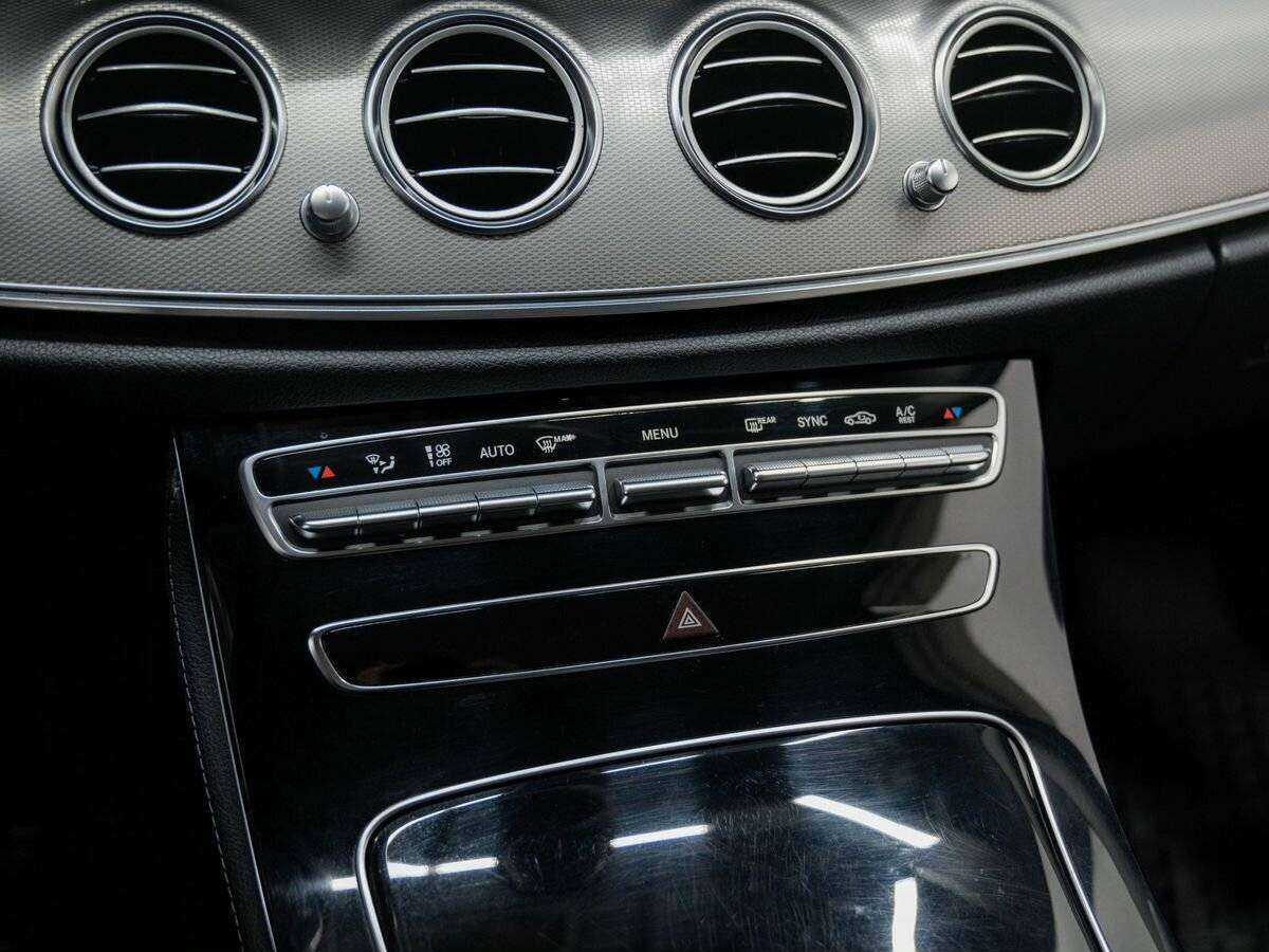 Купить Mercedes-Benz E-Класс, 2017, 136 730 км.. Фото: #22