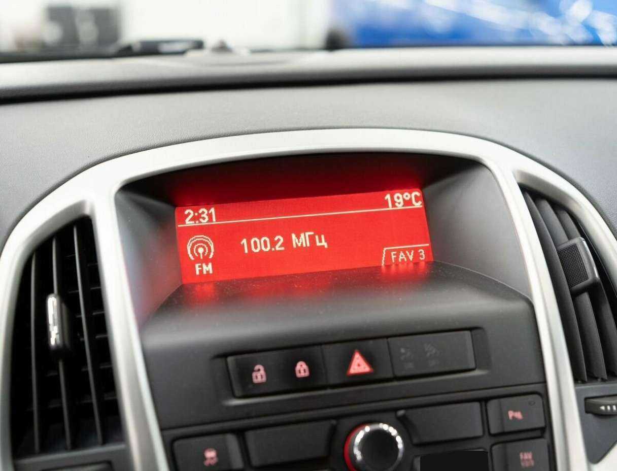 Купить Opel Astra, 2012, 151 000 км.. Фото: #8