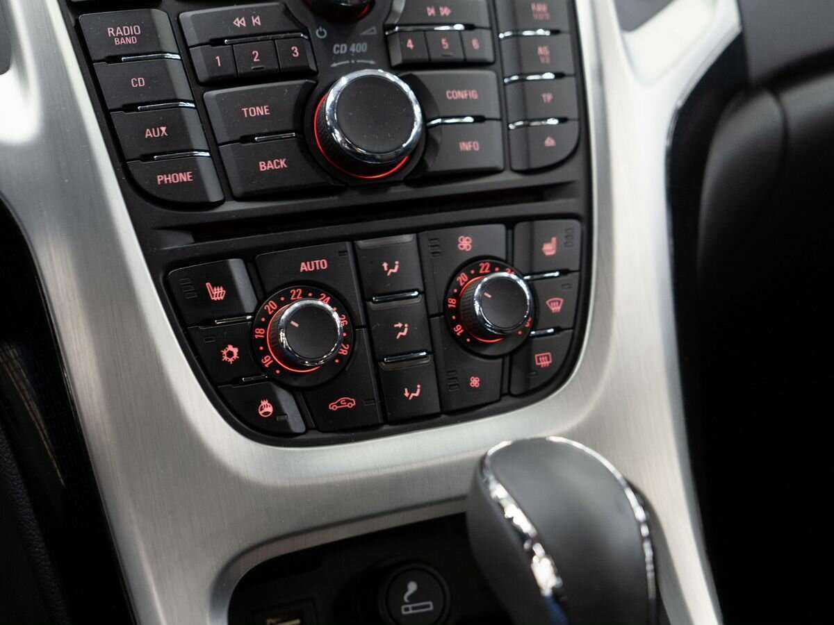 Купить Opel Astra, 2012, 151 000 км.. Фото: #9