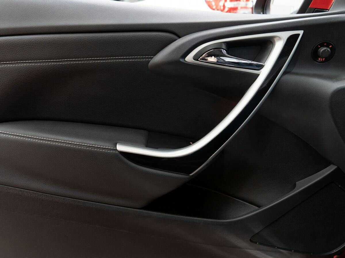 Купить Opel Astra, 2012, 151 000 км.. Фото: #13