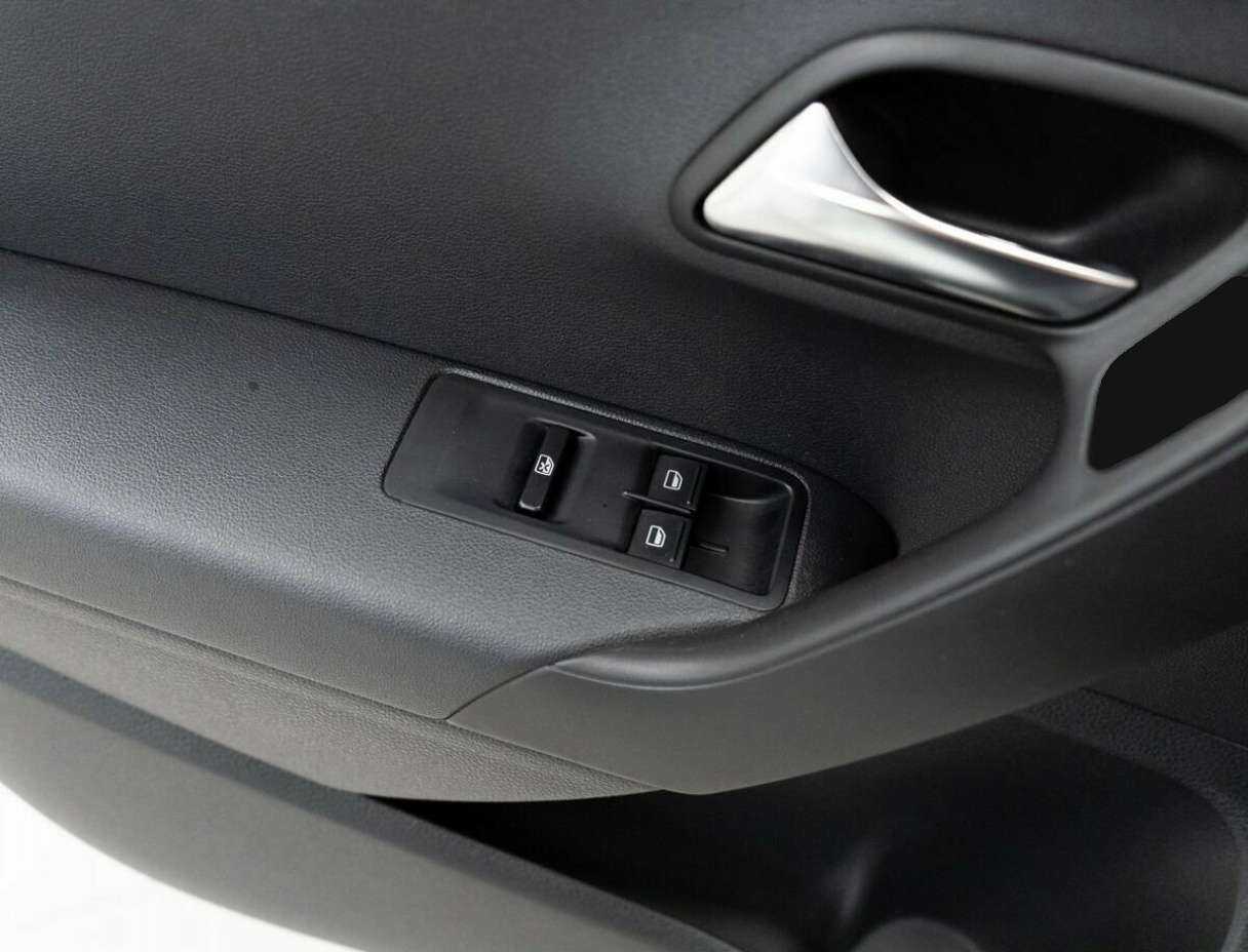 Купить Volkswagen Polo, 2017, 89 386 км.. Фото: #12