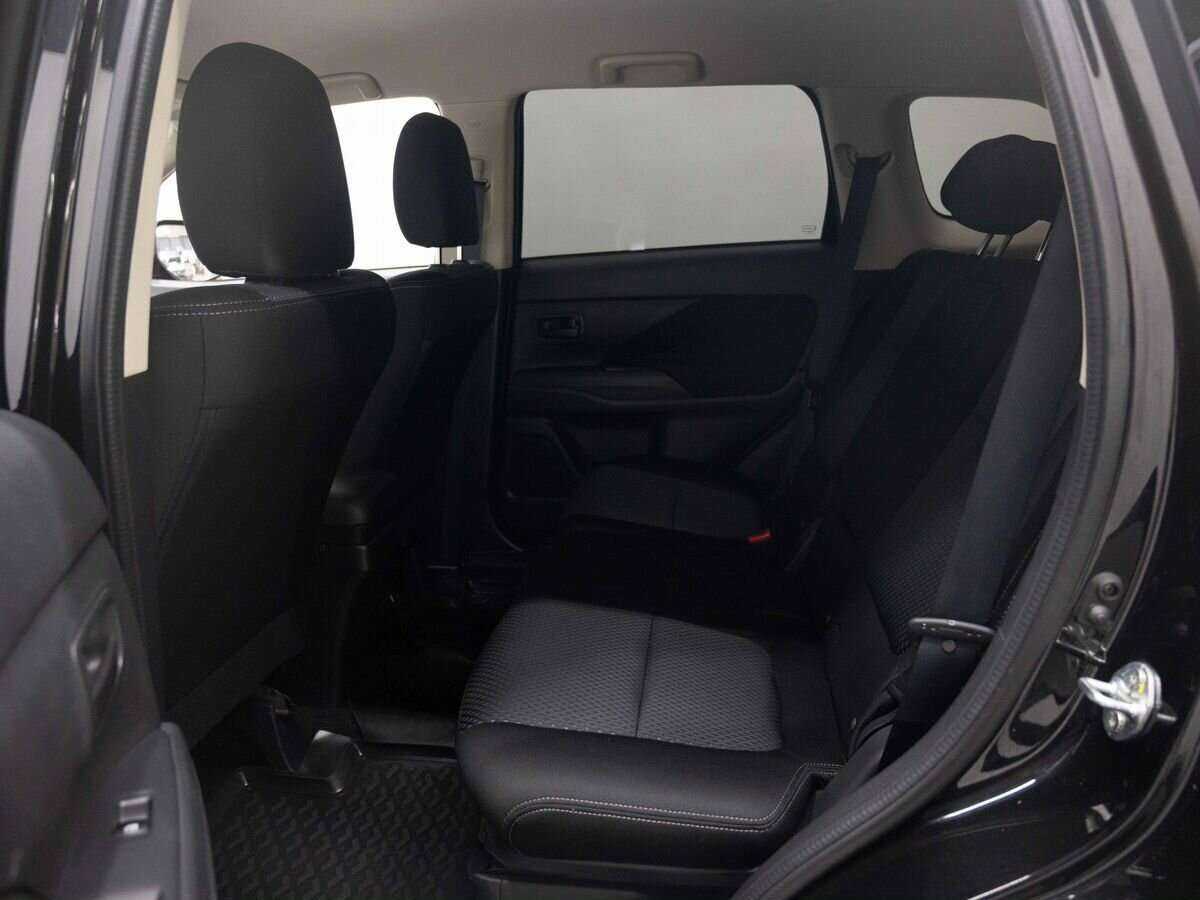 Купить Митсубиши Оутлэндер, 2016, 74 202 км.. Фото: #8