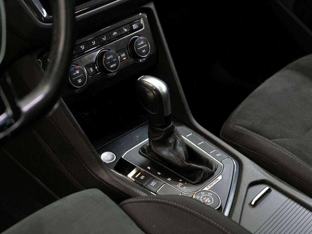 Купить Volkswagen Tiguan, 2019, 71 175 км.. Фото: #11