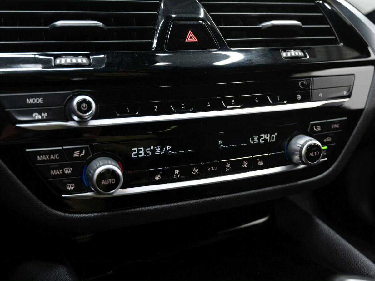 Купить BMW 5 серии, 2019, 231 000 км.. Фото: #20