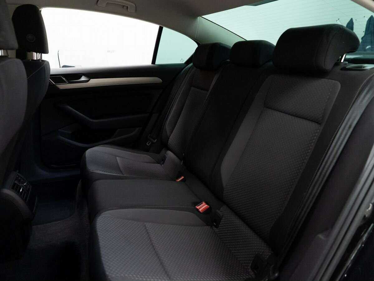 Купить Volkswagen Passat, 2017, 161 748 км.. Фото: #6