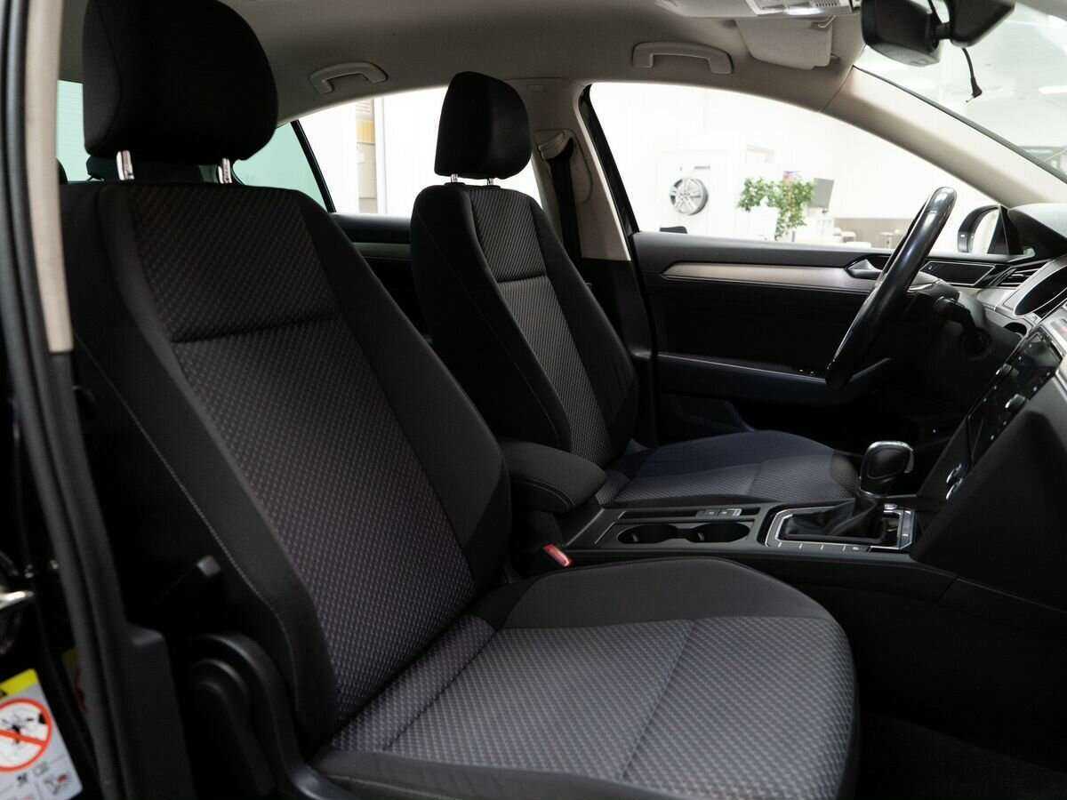 Купить Volkswagen Passat, 2017, 161 748 км.. Фото: #8