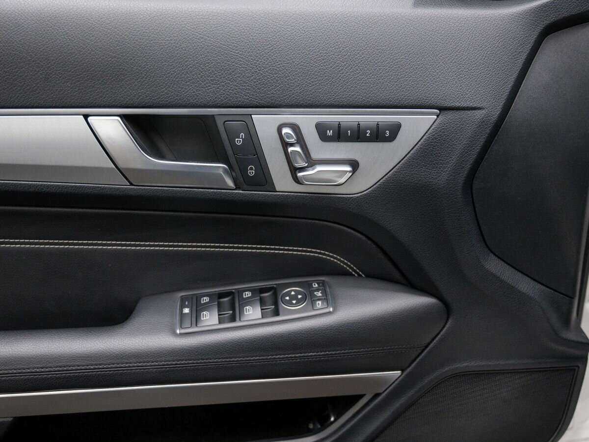 Купить Мерседес-Бенц Е-Класс, 2014, 138 500 км.. Фото: #14