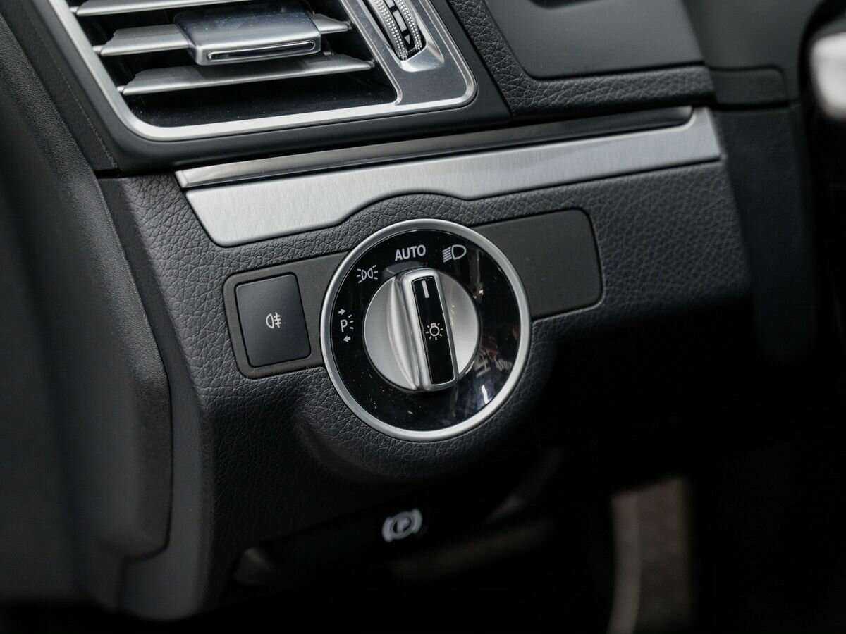 Купить Мерседес-Бенц Е-Класс, 2014, 138 500 км.. Фото: #15