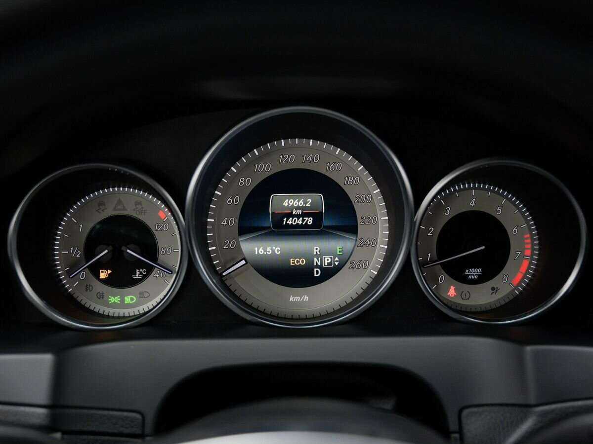 Купить Мерседес-Бенц Е-Класс, 2014, 138 500 км.. Фото: #22