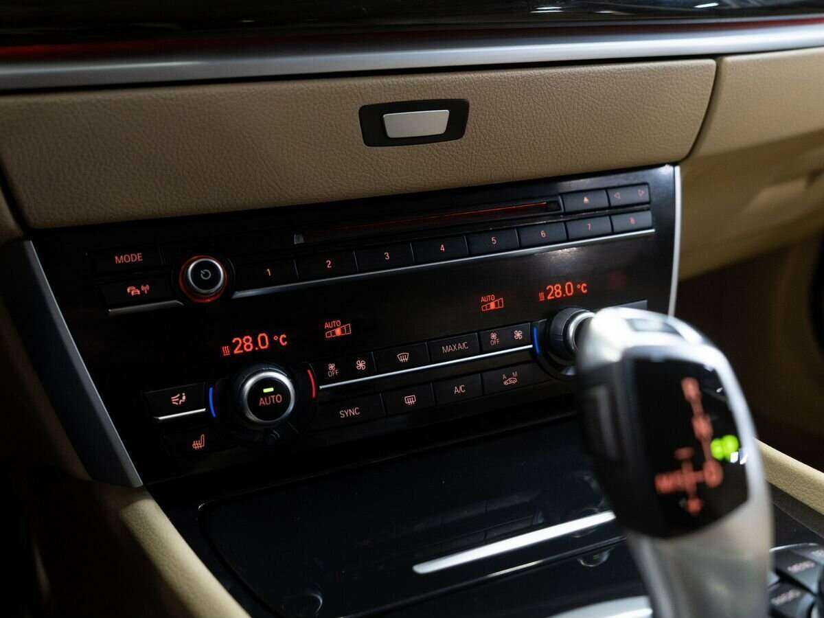 Купить BMW 5 серии, 2014, 175 175 км.. Фото: #13