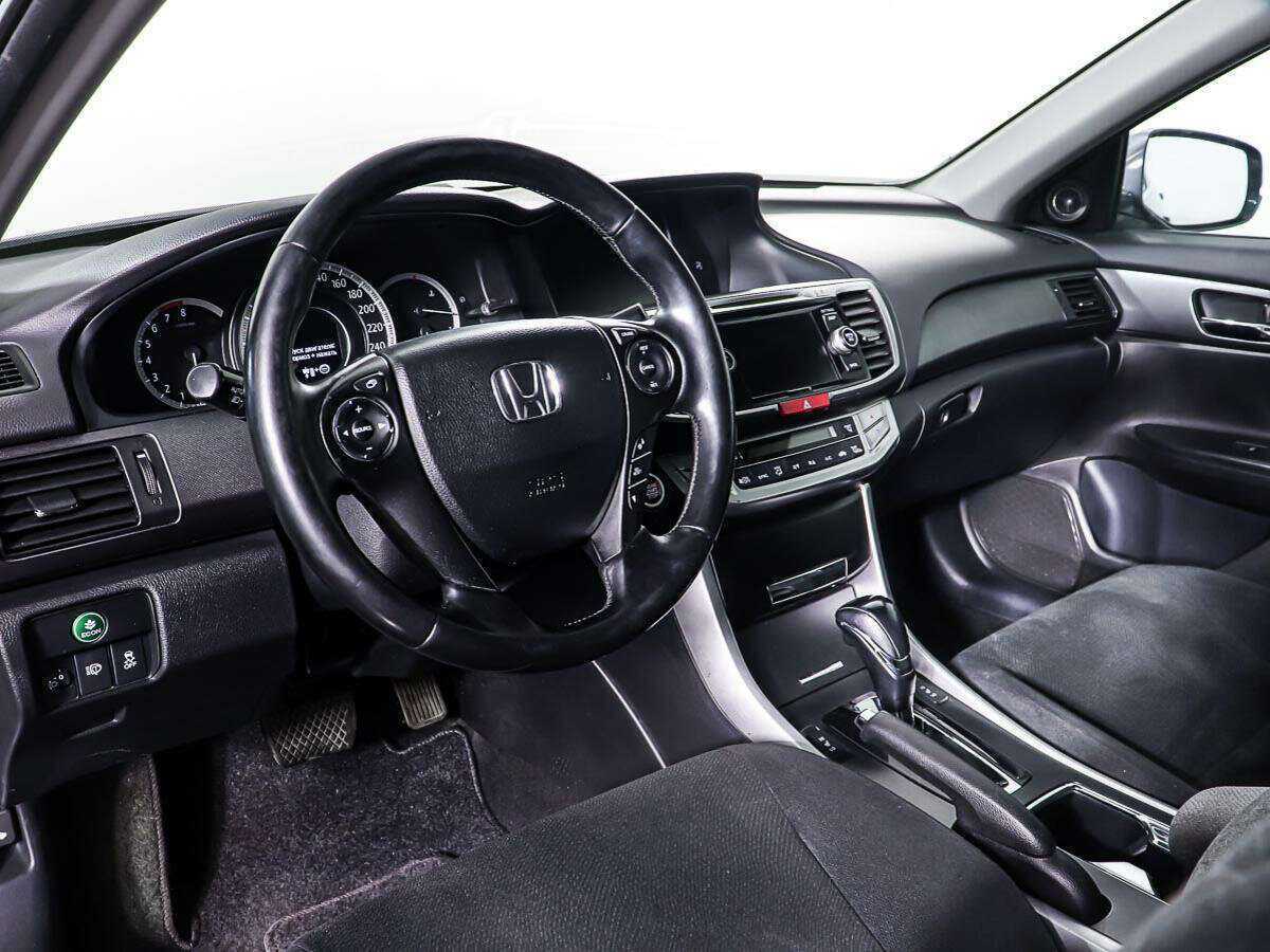Купить Honda Accord, 2013, 144 517 км.. Фото: #9