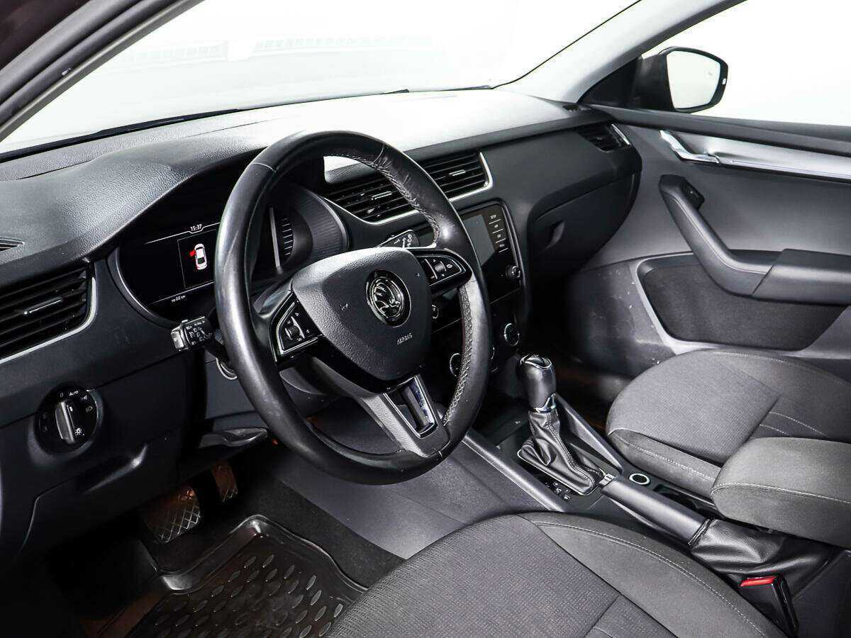 Купить Шкода Октавия, 2018, 149 619 км.. Фото: #12