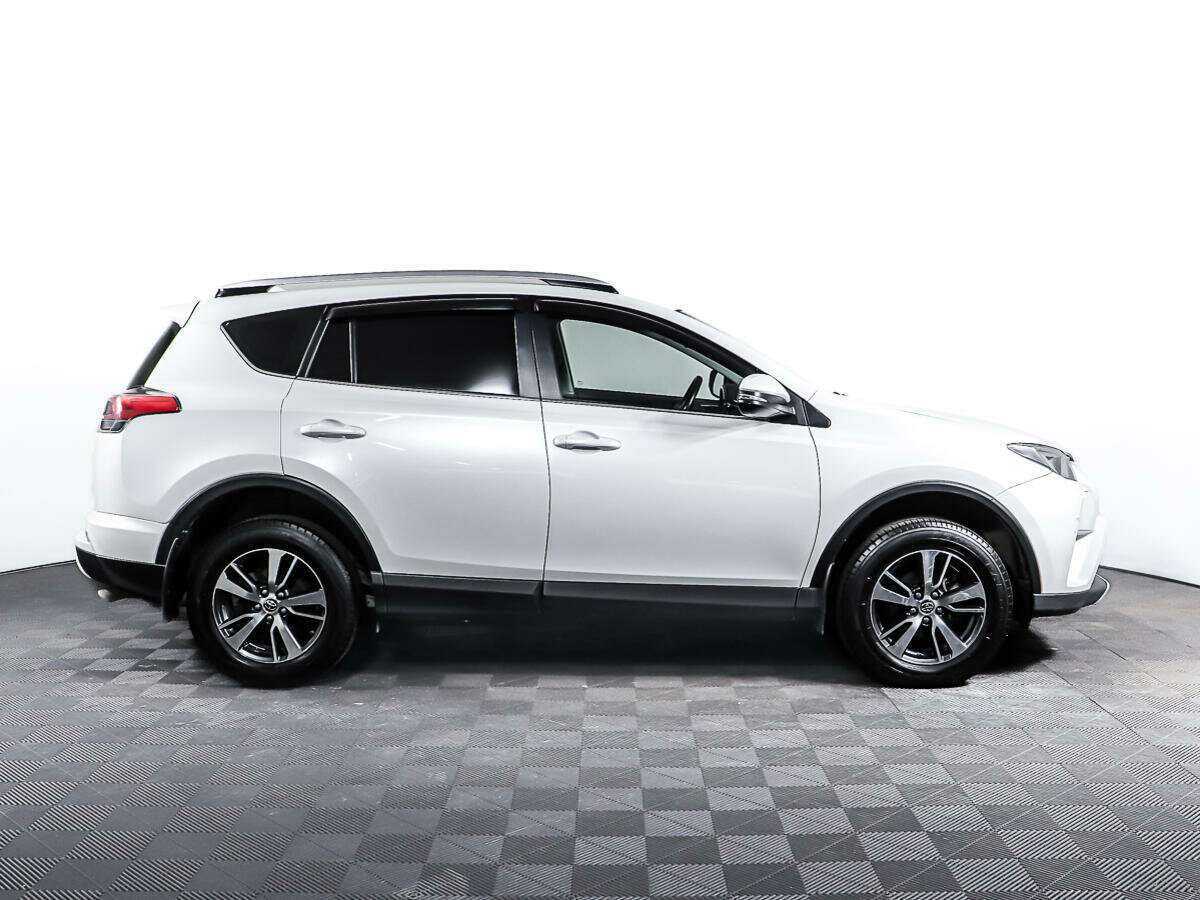 Купить Toyota RAV4, 2019, 119 238 км.. Фото: #3