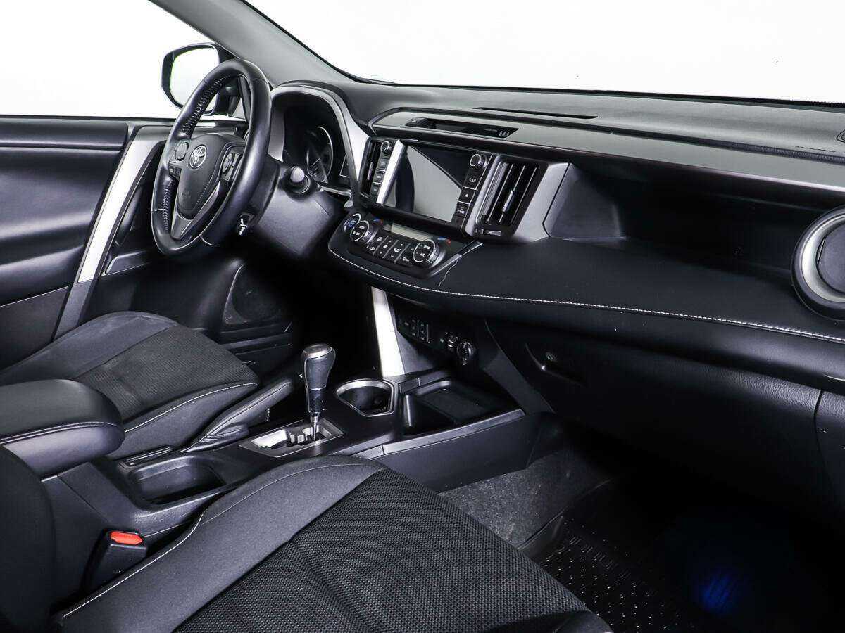 Купить Toyota RAV4, 2017, 94 078 км.. Фото: #8