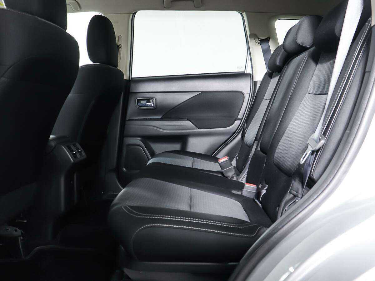 Купить Митсубиши Оутлэндер, 2019, 101 800 км.. Фото: #9