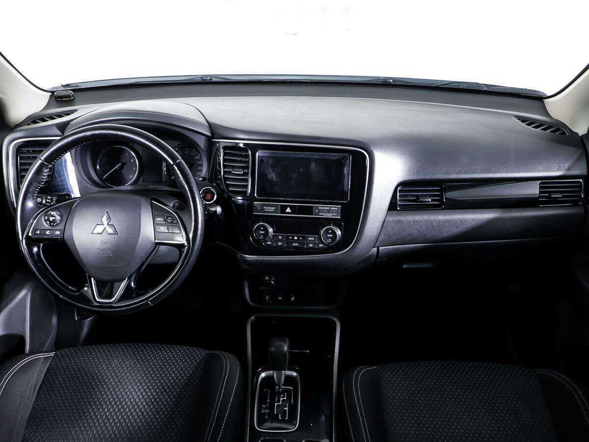 Купить Митсубиши Оутлэндер, 2019, 101 800 км.. Фото: #10