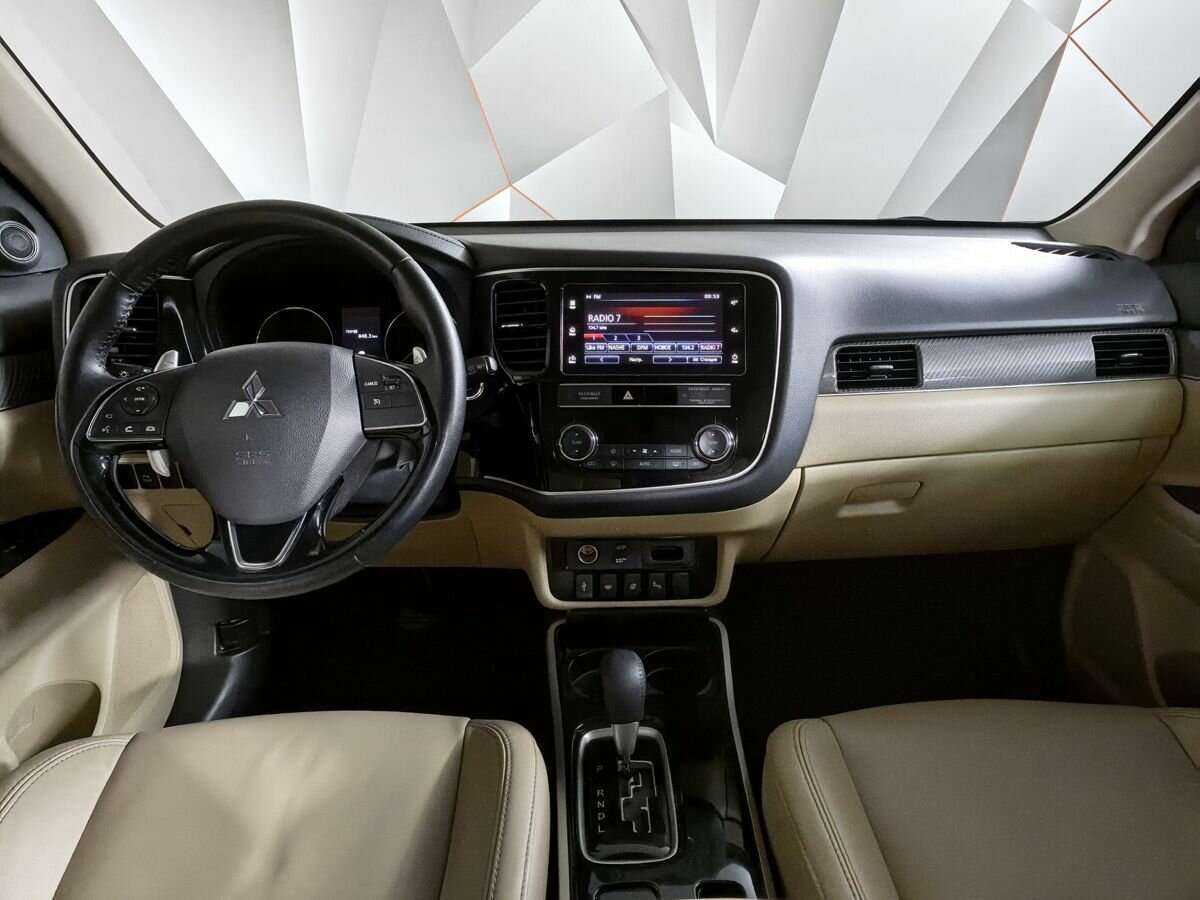 Купить Mitsubishi Outlander, 2019, 62 238 км.. Фото: #9
