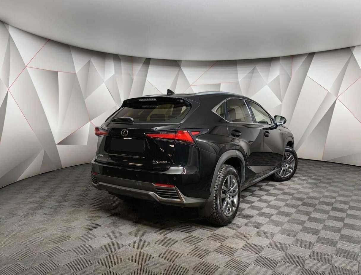 Купить Lexus NX, 2018, 99 640 км.. Фото: #1