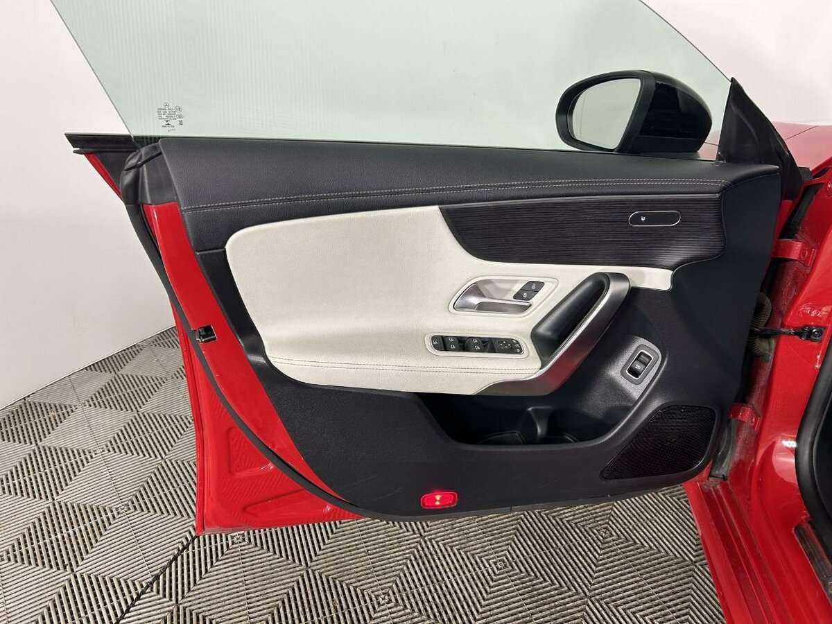 Купить Mercedes-Benz CLA, 2019, 44 997 км.. Фото: #7