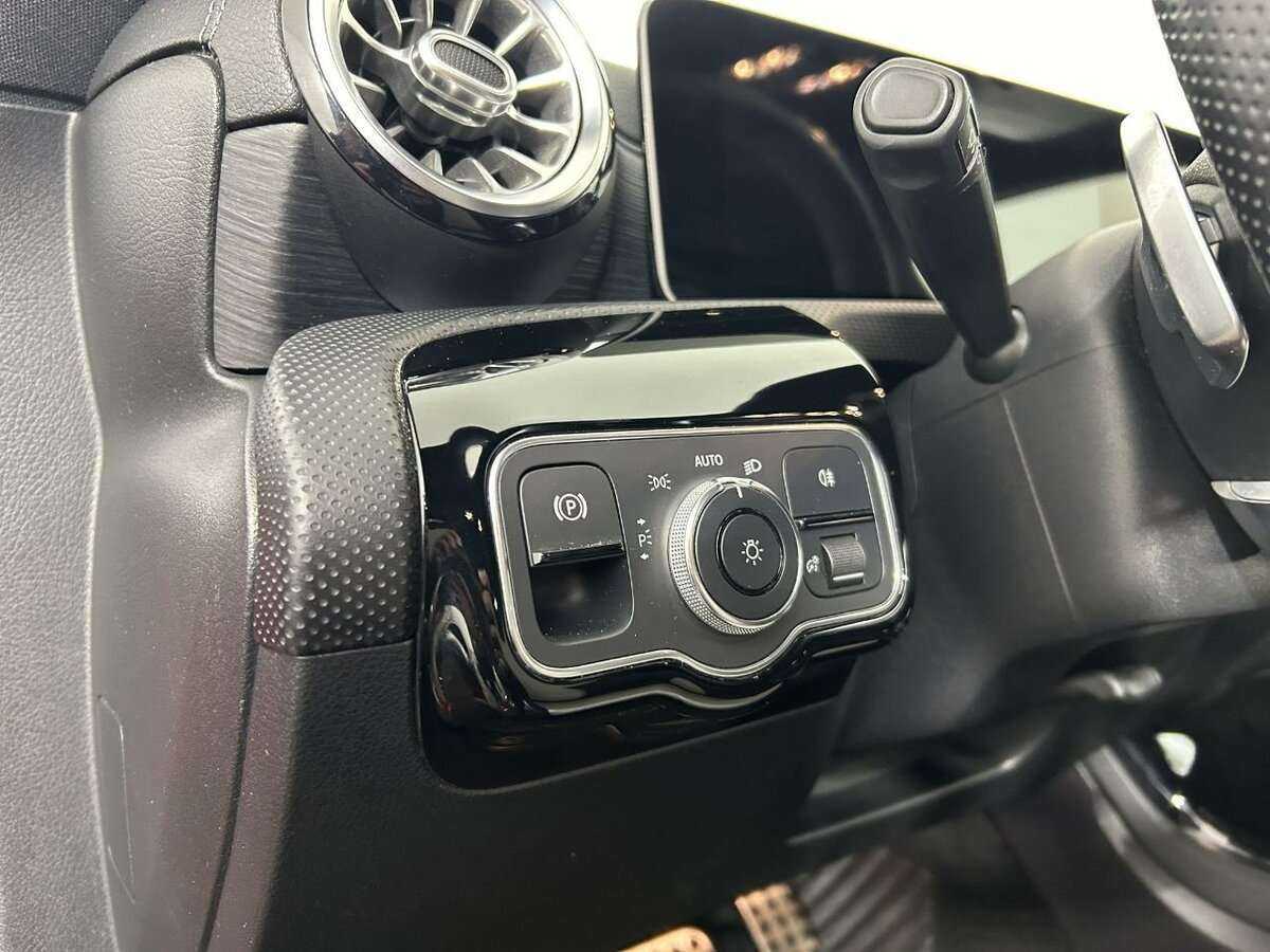 Купить Mercedes-Benz CLA, 2019, 44 997 км.. Фото: #8