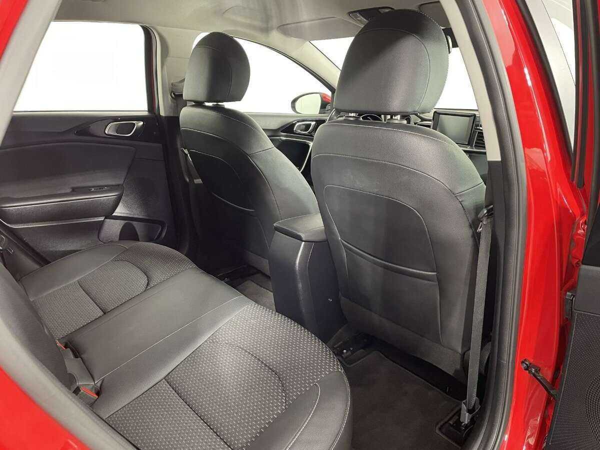 Купить Kia Ceed, 2020, 87 600 км.. Фото: #15