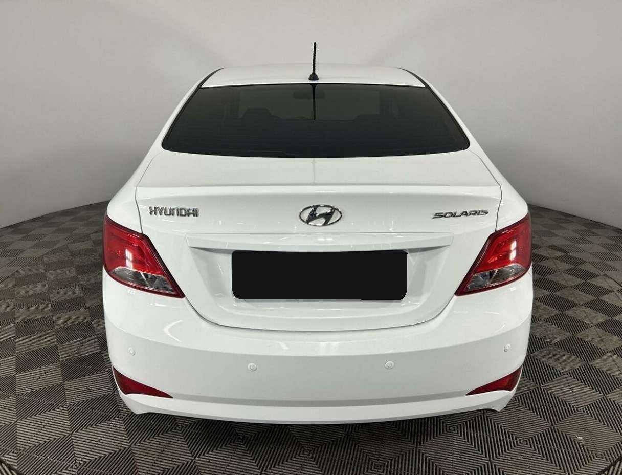 Купить Hyundai Solaris, 2015, 130 893 км.. Фото: #2