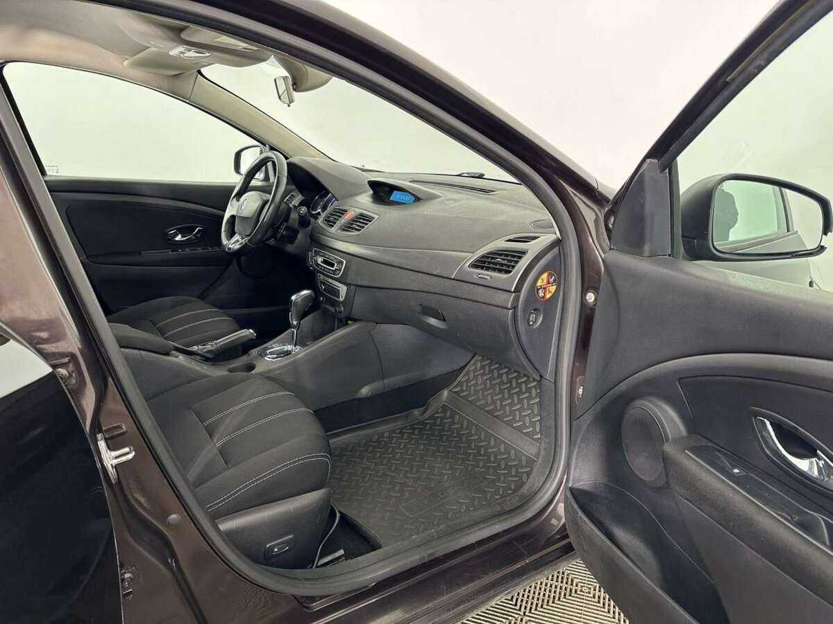 Купить Renault Fluence, 2014, 76 699 км.. Фото: #13