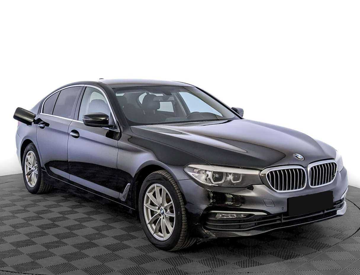 Купить BMW 5 серии, 2018, 239 016 км.. Фото: #2