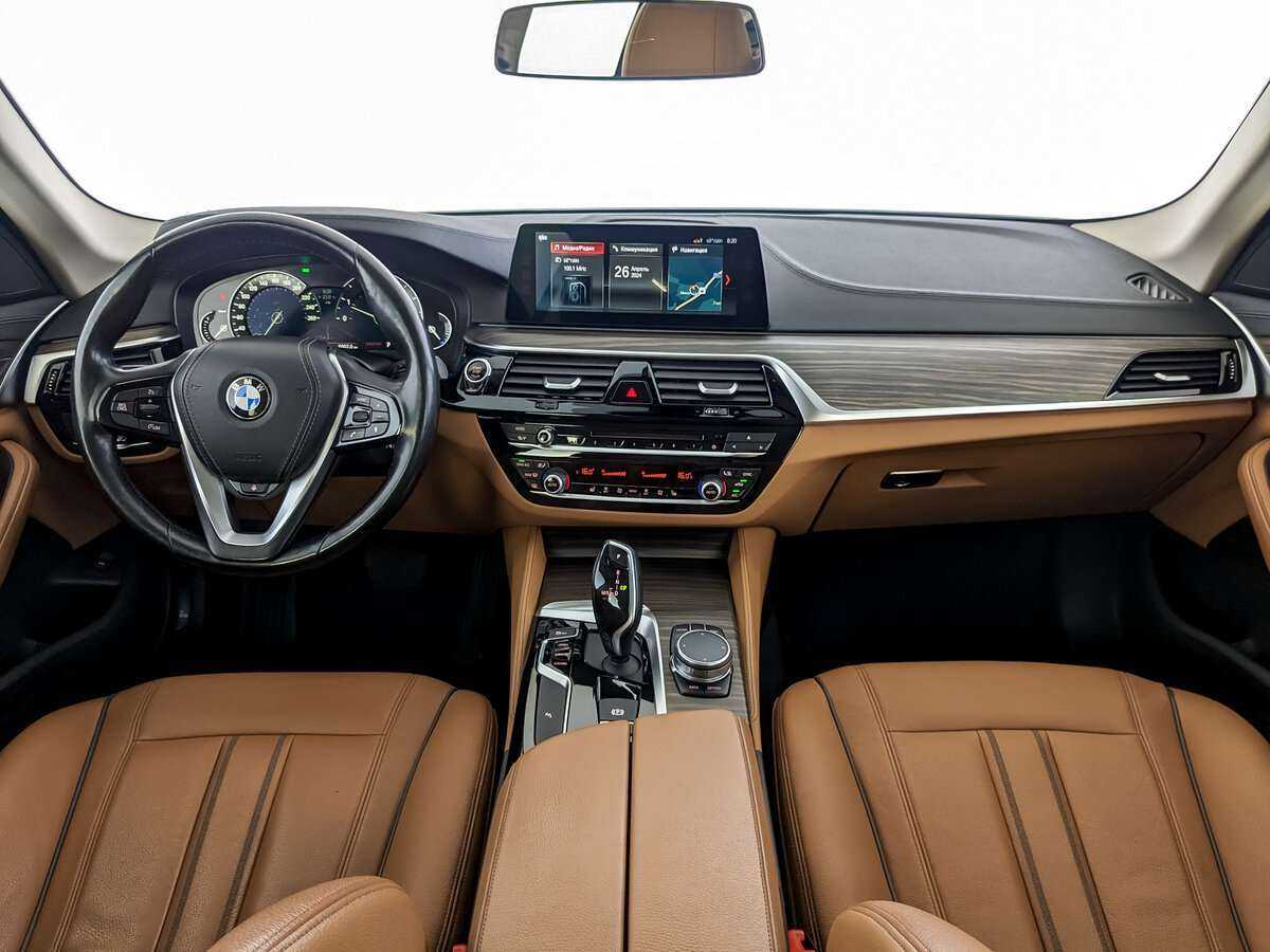 Купить BMW 5 серии, 2017, 72 392 км.. Фото: #12