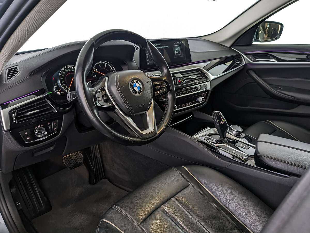 Купить BMW 5 серии, 2019, 156 275 км.. Фото: #10