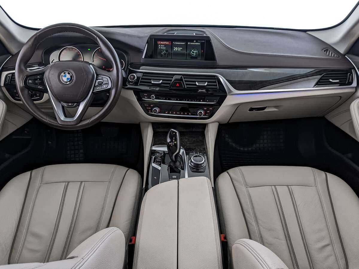 Купить BMW 5 серии, 2017, 114 874 км.. Фото: #9