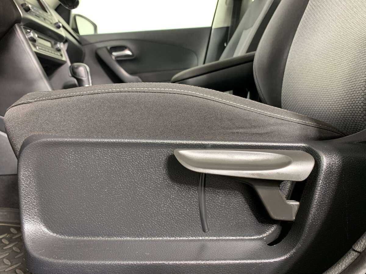 Купить Volkswagen Polo, 2015, 128 934 км.. Фото: #13