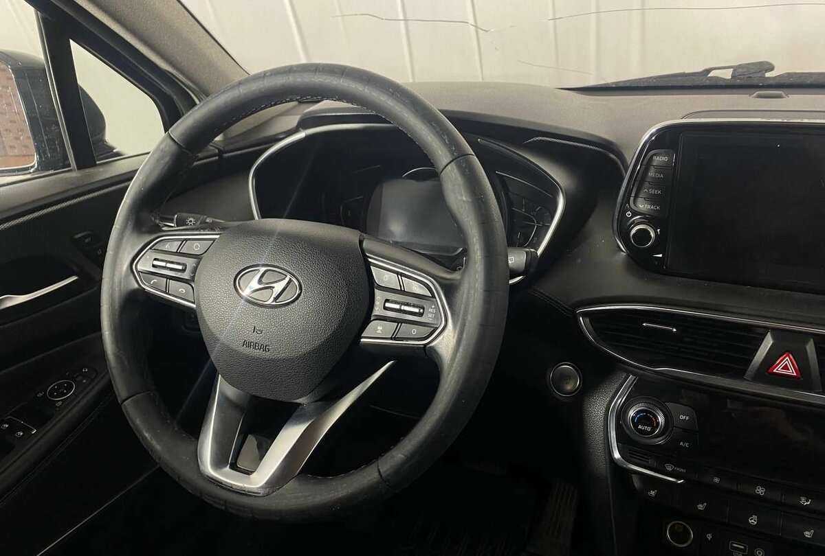 Купить Hyundai Santa Fe, 2018, 169 902 км.. Фото: #8