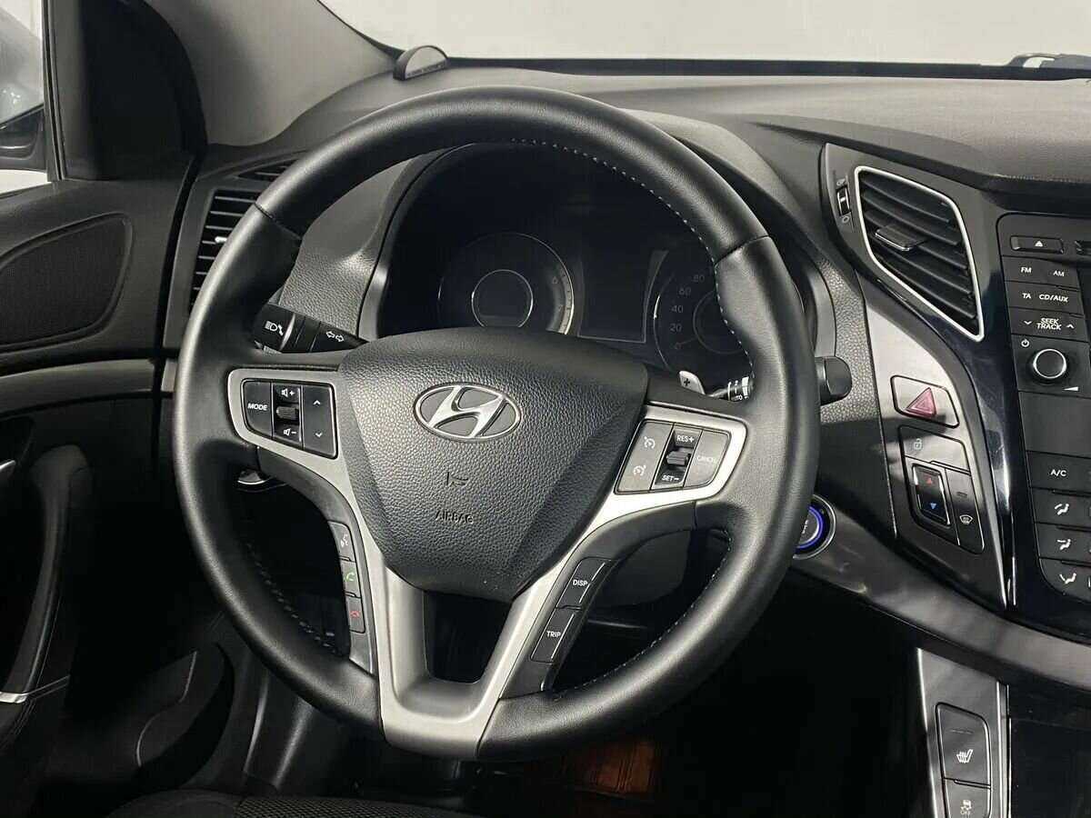 Купить Hyundai i40, 2013, 180 000 км.. Фото: #9