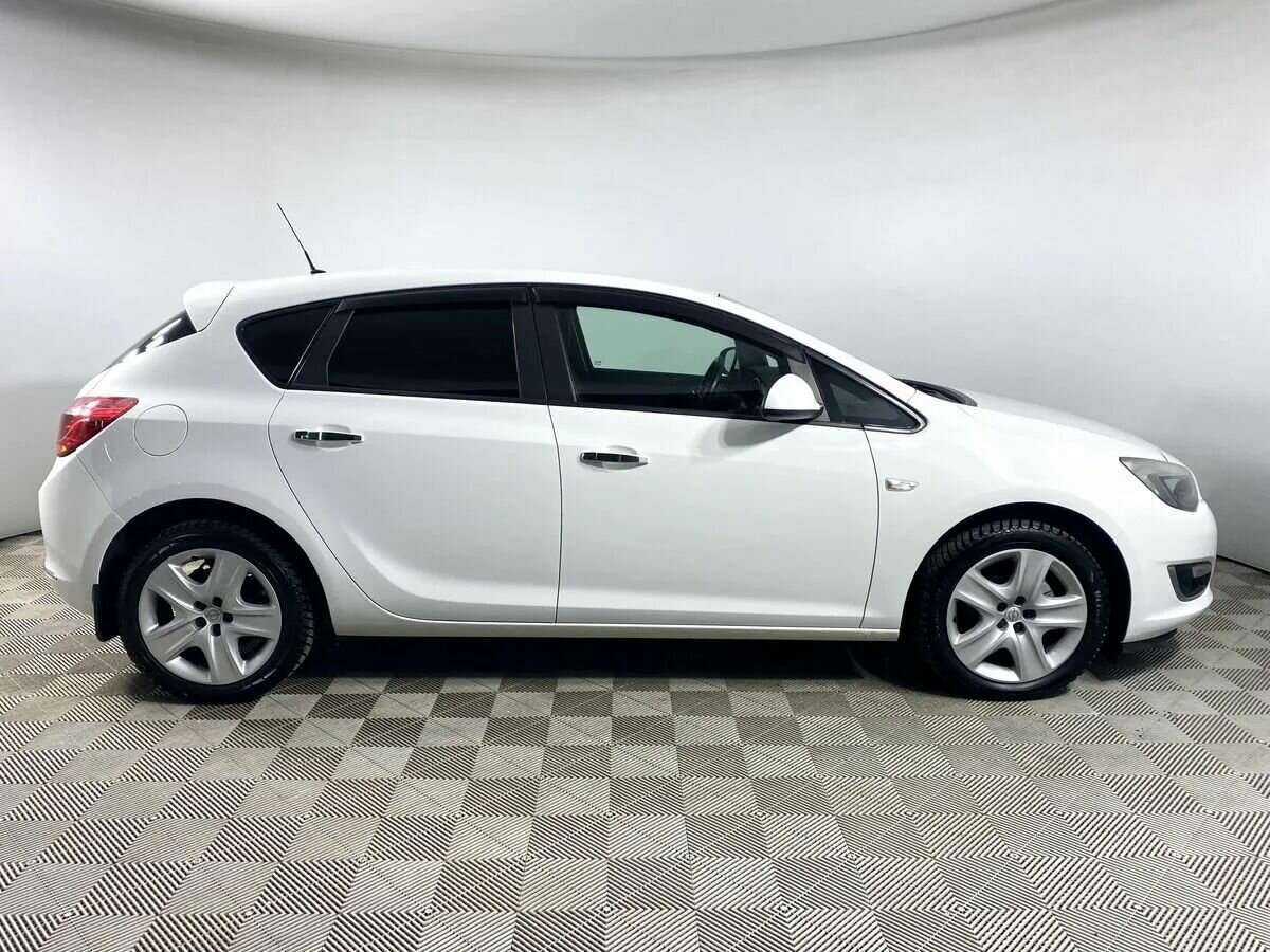Купить Opel Astra, 2012, 110 000 км.. Фото: #2