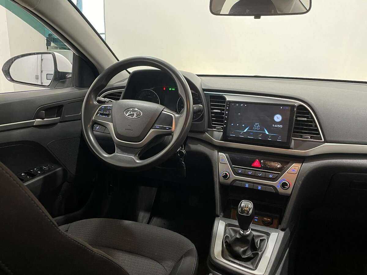 Купить Hyundai Elantra, 2016, 137 993 км.. Фото: #6
