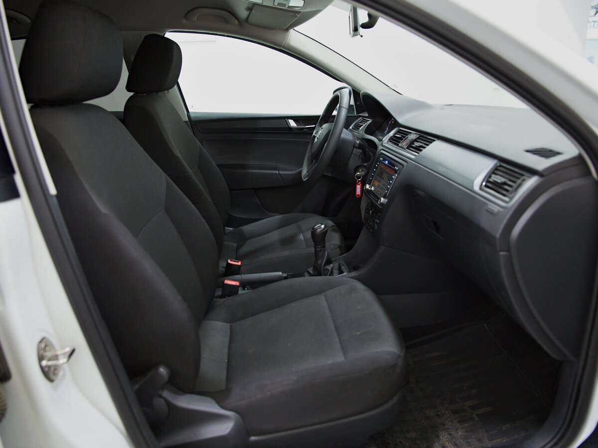 Купить Skoda Rapid, 2018, 51 915 км.. Фото: #6