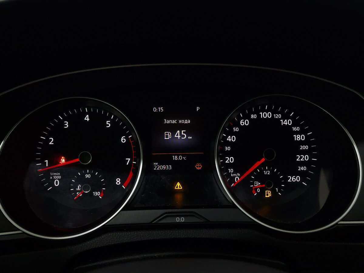 Купить Volkswagen Passat, 2015, 220 993 км.. Фото: #3