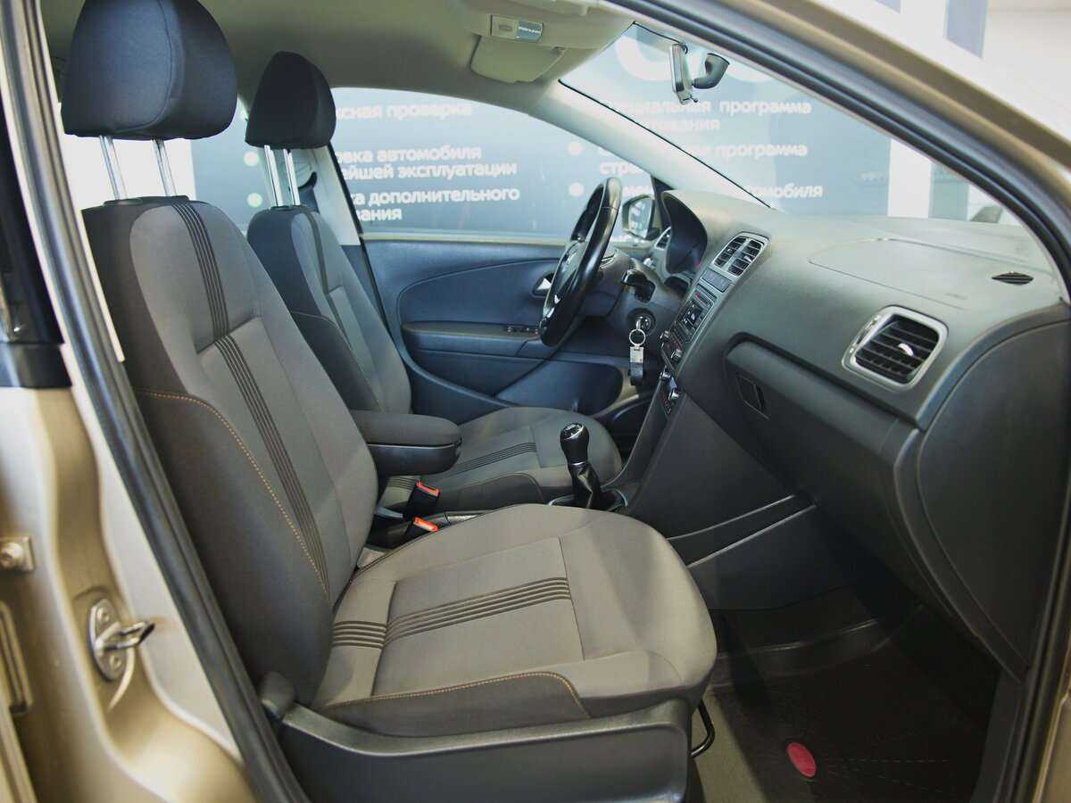 Купить Volkswagen Polo, 2016, 121 364 км.. Фото: #9