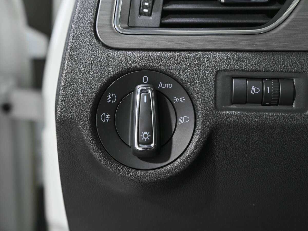 Купить Skoda Rapid, 2019, 85 542 км.. Фото: #12