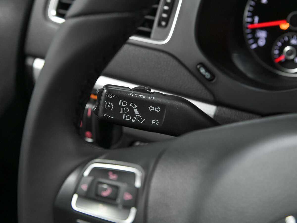 Купить Volkswagen Jetta, 2013, 158 244 км.. Фото: #7