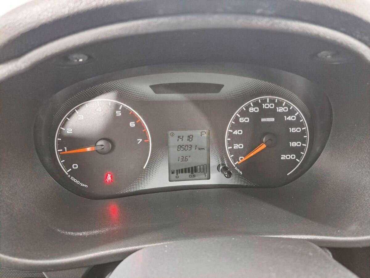 Купить Lada (ВАЗ) Granta, 2013, 85 030 км.. Фото: #10