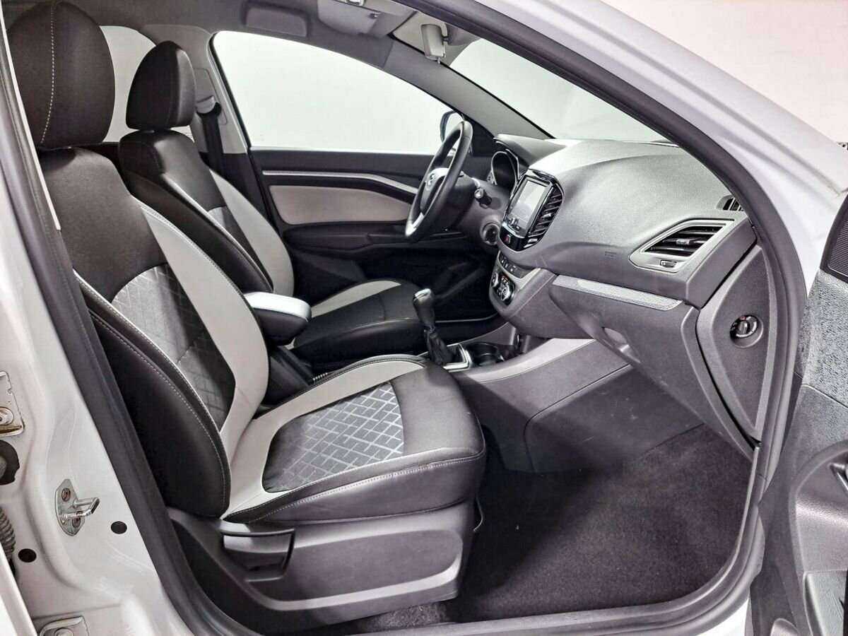 Купить Lada (ВАЗ) Vesta, 2019, 78 401 км.. Фото: #8