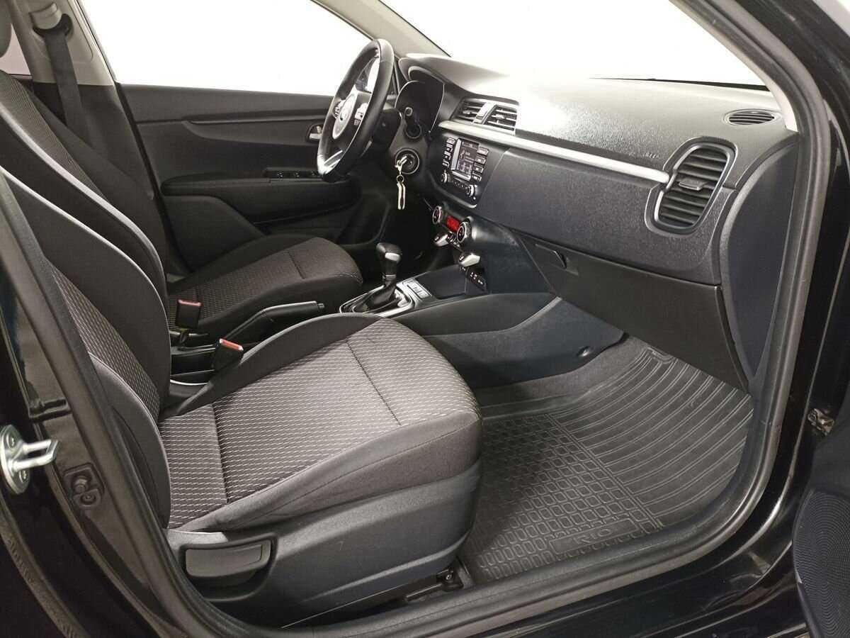 Купить Kia Rio, 2018, 41 123 км.. Фото: #10