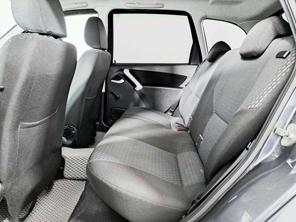 Купить Lada (ВАЗ) Kalina, 2017, 114 330 км.. Фото: #9